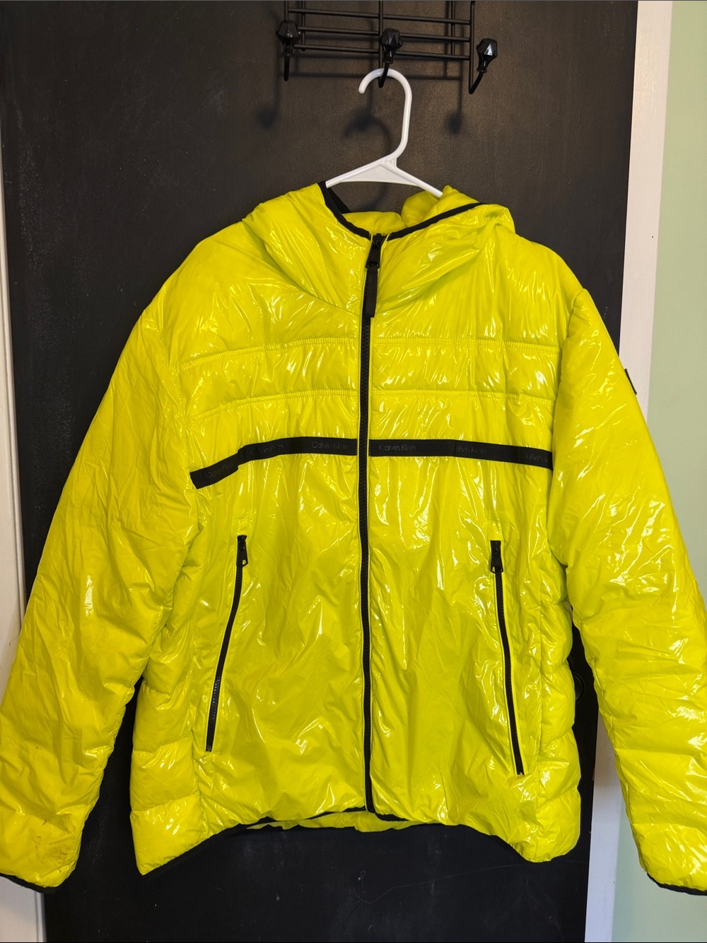 Calvin Klein Men's Neon Yellow Shiny Hooded Puffer Jacket XL